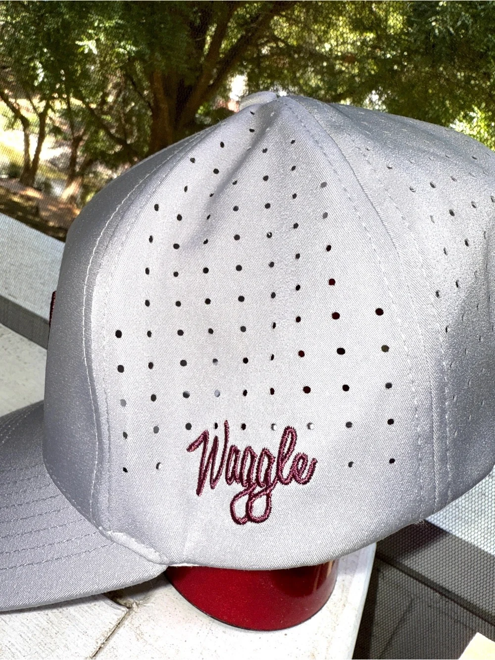 Waggle Golf Ham It Up Pig Snapback Hat Grey Pink Performance  Breathable Cap